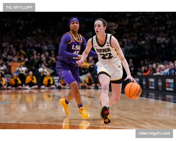 从NCAA到WNBA：阿奇-福德与佩奇的情侣状元组合